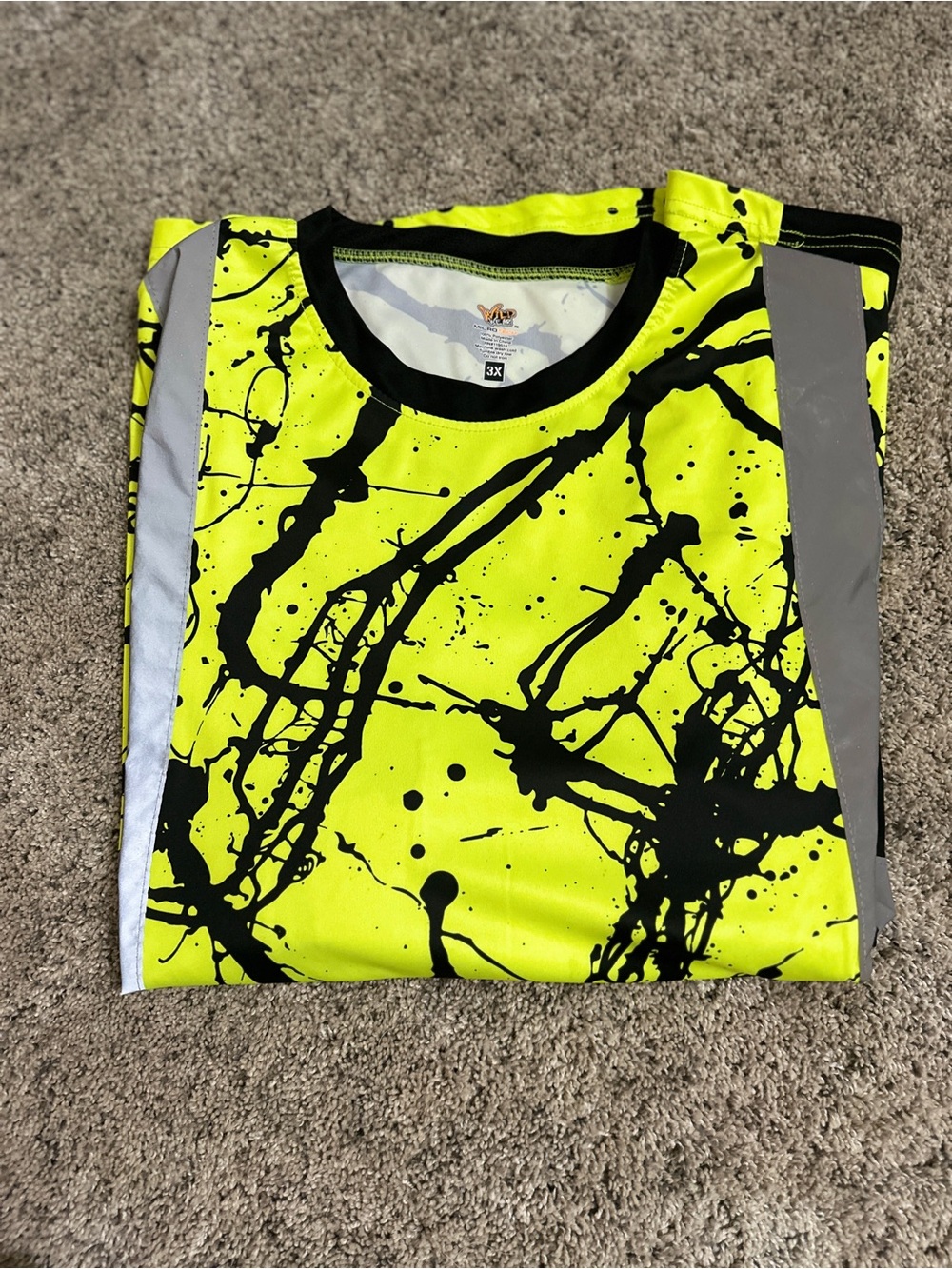#207 Wild Wear Neon Yellow Black Splatter Athletic Tee (3X)